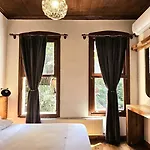 Mahzen 3* Istanbul