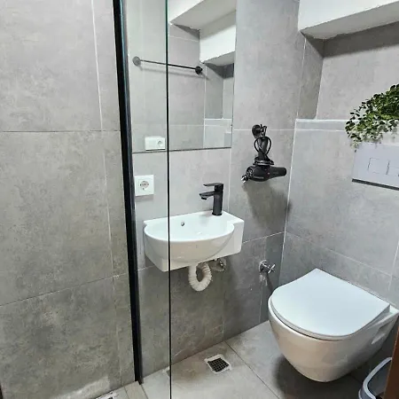 Mahzen Hotel 3*