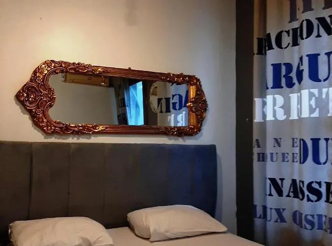 Mahzen 3* Стамбул