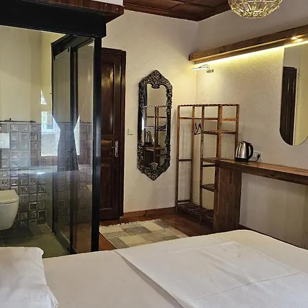 Mahzen Hotel